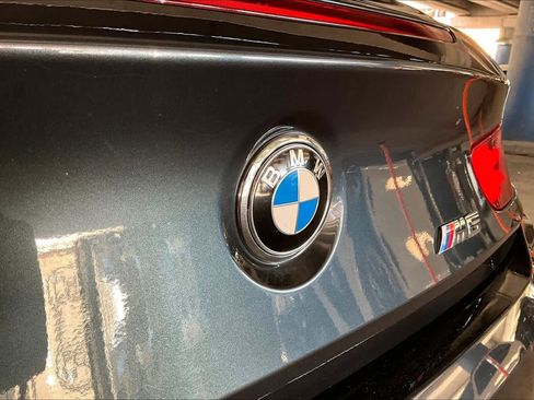 Used 2017 BMW M6 Convertible image 29