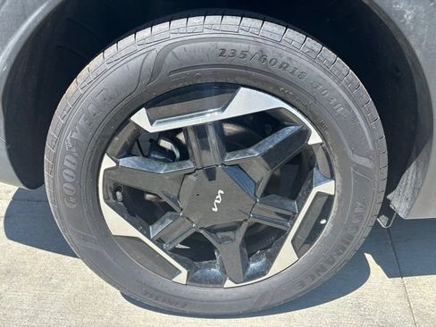 Certified 2026 Kia Sportage S AWD/4WD image 4
