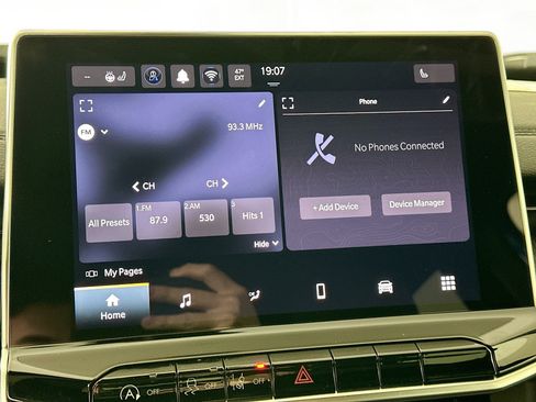 Used 2026 Jeep Compass Latitude AWD/4WD image 18