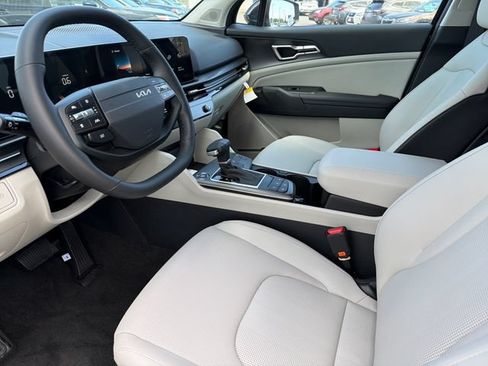 New 2026 Kia Sportage EX w/ EX Panorama Roof Package FWD image 19
