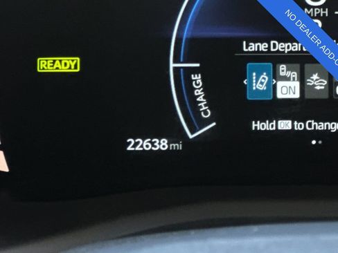Used 2025 Toyota Camry SE w/ Convenience Package FWD image 29
