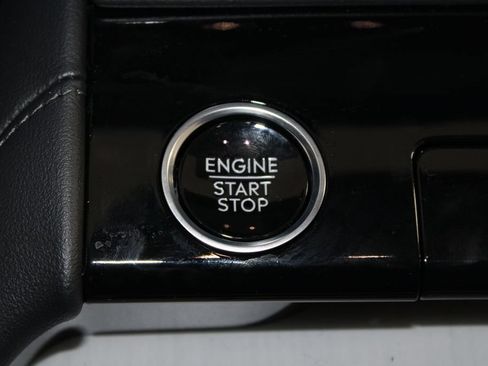 New 2026 Lincoln Navigator L Premier AWD/4WD image 45