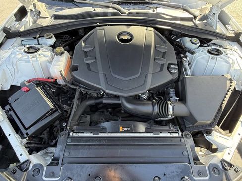 Used 2018 Chevrolet Camaro LT w/ RS Package image 16