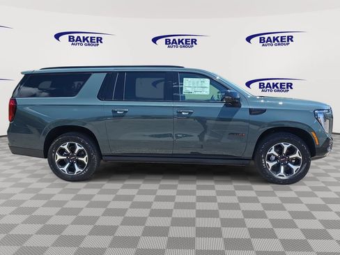 New 2026 GMC Yukon XL AT4 Ultimate AWD/4WD image 4