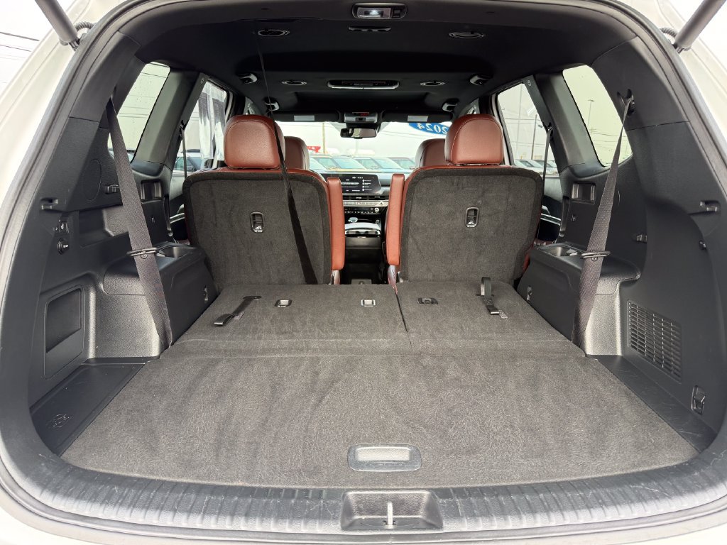 Certified 2024 Kia Telluride EX w/ EX Captain's Chair Package AWD/4WD image 15