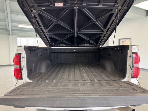 Used 2015 GMC Sierra 2500 Denali w/ Duramax Plus Package image 39