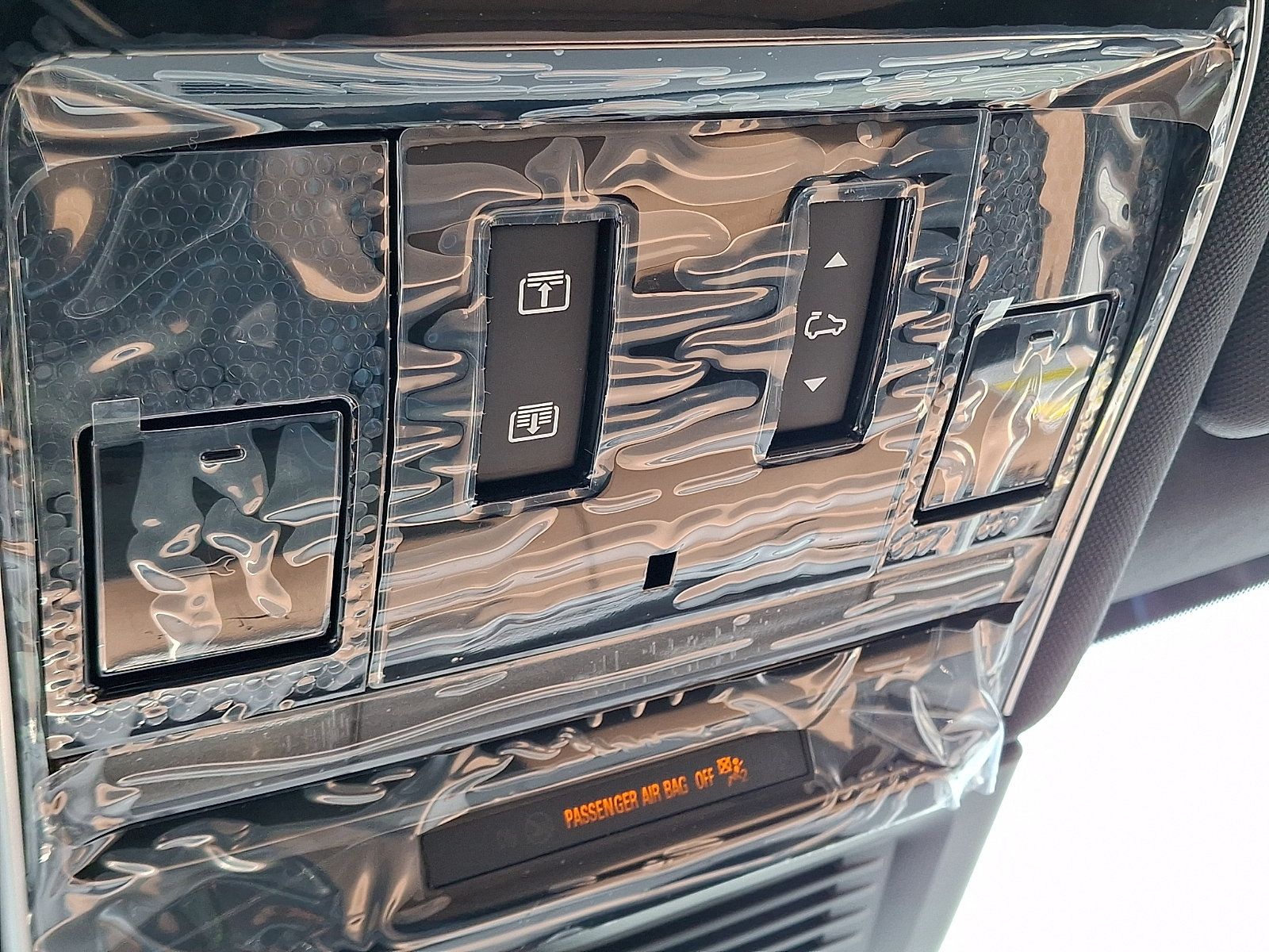 New 2026 Land Rover Range Rover Sport Dynamic SE AWD/4WD image 16