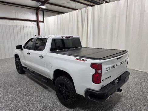 Used 2022 Chevrolet Silverado 1500 LT Trail Boss w/ Safety Package image 8