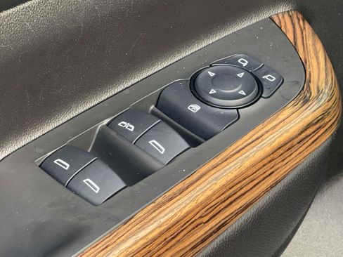 Used 2017 GMC Acadia Denali w/ Technology Package image 31