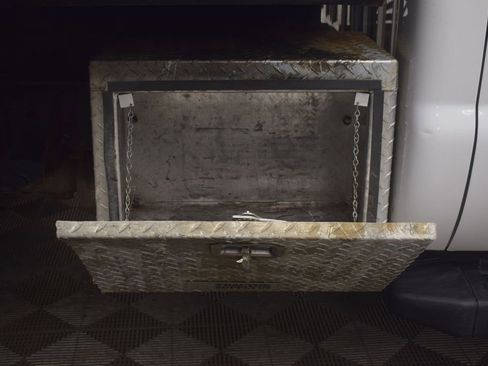 Used 2016 Ford F450 XL w/ Power Equipment Group image 24