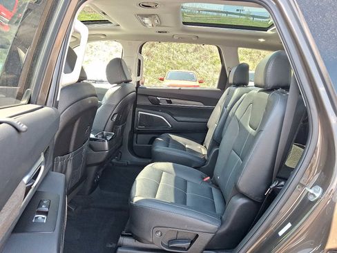 Used 2022 Kia Telluride SX AWD/4WD image 10