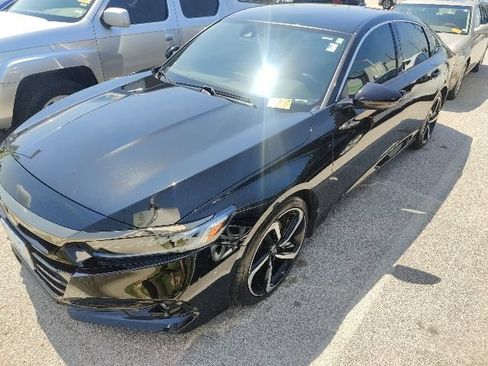 Used 2022 Honda Accord Sport image 3
