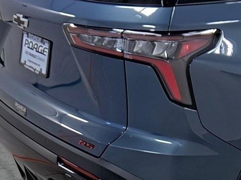 New 2026 Chevrolet Equinox RS w/ Convenience Package III AWD/4WD image 13