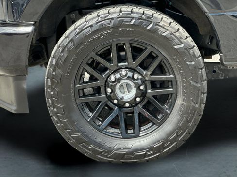 Used 2021 Ford F250 Lariat image 24