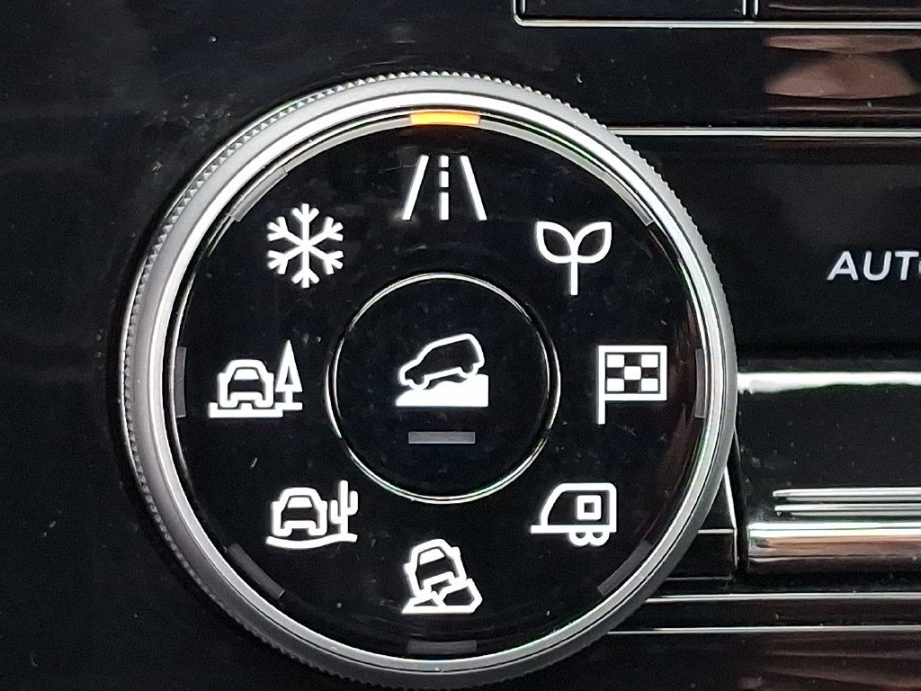 Certified 2026 Nissan Armada PRO-4X AWD/4WD image 29