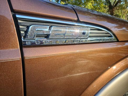 Used 2012 Ford F250 Lariat w/ Lariat Ultimate Pkg AWD/4WD image 16