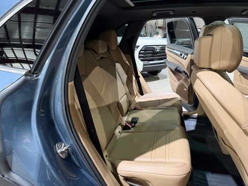 Used 2019 Porsche Cayenne AWD/4WD image 23