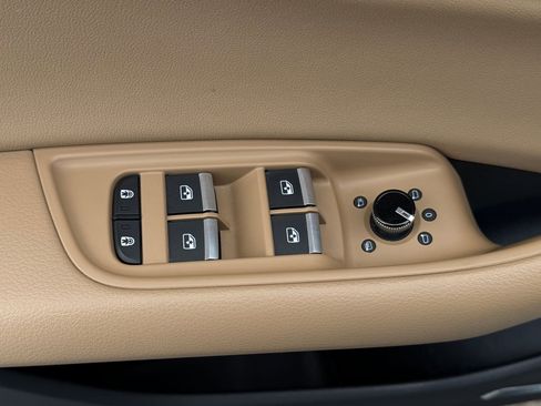 Used 2021 Audi Q8 Premium Plus w/ Premium Plus Package image 20