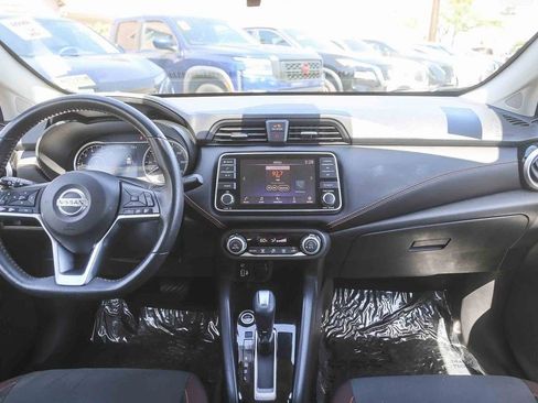Used 2020 Nissan Versa SR FWD image 11