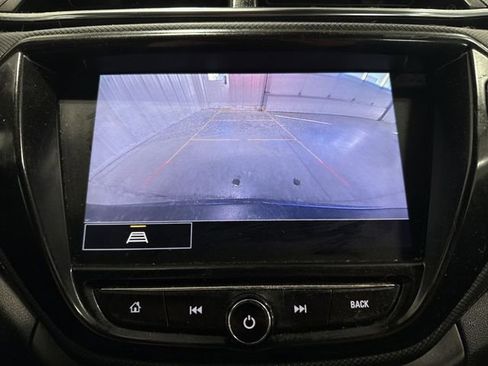 Used 2023 Chevrolet TrailBlazer RS w/ Sun and Liftgate Package image 9