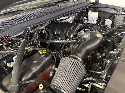 Used 2018 GMC Yukon XL Denali w/ Denali Ultimate Package AWD/4WD image 94