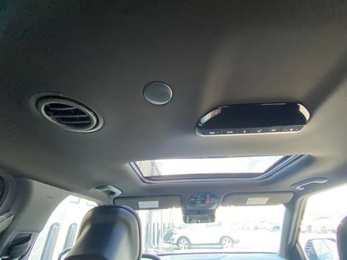 Used 2021 Honda Odyssey EX-L image 24