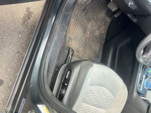 Used 2020 Chevrolet Equinox LT image 6