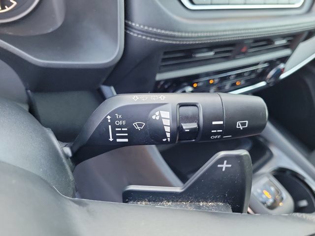 Used 2024 Nissan Rogue S AWD/4WD image 26