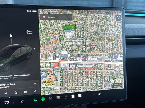 Used 2024 Tesla Model 3 Standard Range image 22