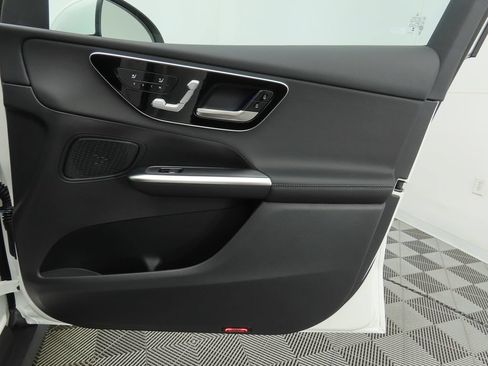 Certified 2026 Mercedes-Benz GLC 300 image 25