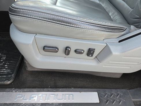 Used 2012 Ford F150 Platinum image 13