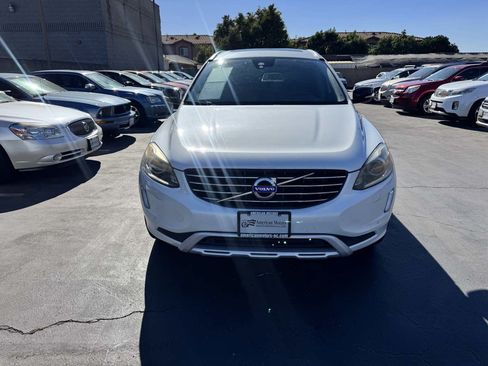 Used 2017 Volvo XC60 T6 Dynamic w/ Climate Package AWD/4WD image 10