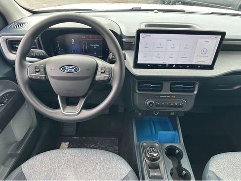 Used 2025 Ford Maverick XLT w/ Equipment Group 302A image 12