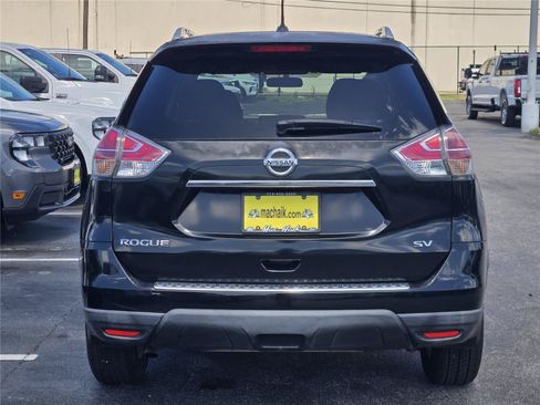 Used 2016 Nissan Rogue SV w/ SV Premium Package FWD image 6