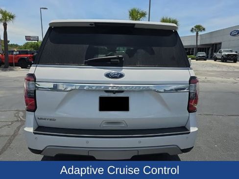 Used 2018 Ford Expedition Limited w/ Equipment Group 301A RWD image 8