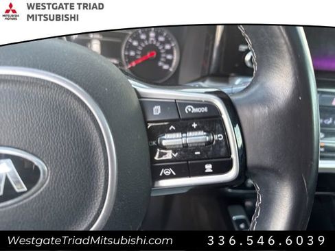 Used 2021 Kia Sorento SX image 17