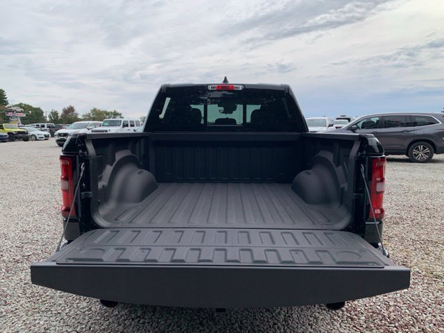 Used 2026 RAM 1500 Express AWD/4WD image 13