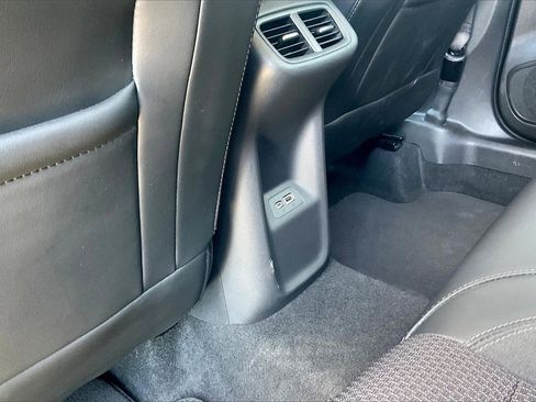 Used 2022 Buick Envision Preferred image 16