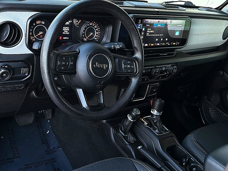 Used 2024 Jeep Wrangler Sport AWD/4WD image 7