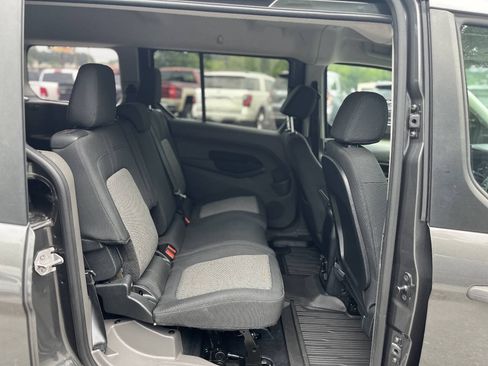 Used 2021 Ford Transit Connect XL FWD image 17