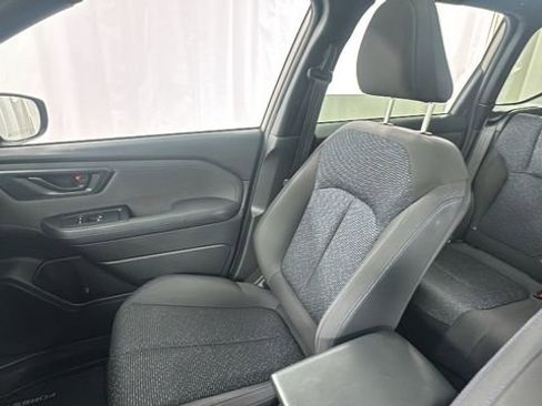 Used 2025 Subaru Forester Premium image 13