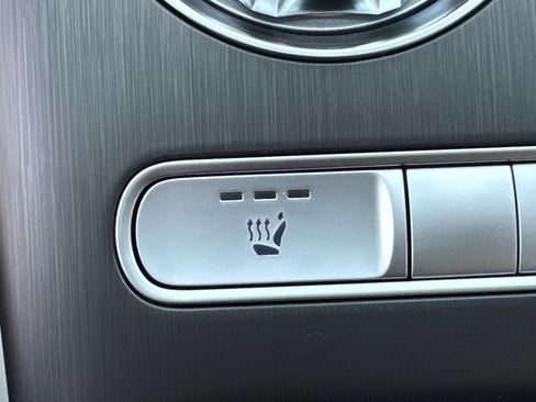 New 2026 Genesis GV60 RWD image 33