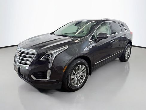 Used 2018 Cadillac XT5 Luxury w/ Driver Awareness Package FWD image 5