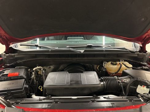 Used 2022 Chevrolet Tahoe Z71 w/ Luxury Package image 18