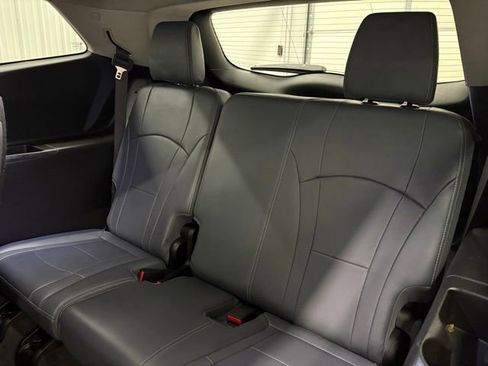 Used 2020 Buick Enclave Essence FWD image 10
