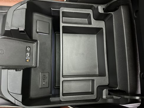 Used 2024 GMC Sierra 2500 Denali Ultimate w/ Max Trailering Package image 29