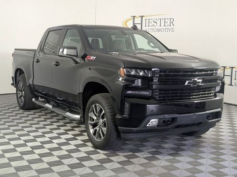 Used 2020 Chevrolet Silverado 1500 RST AWD/4WD image 2