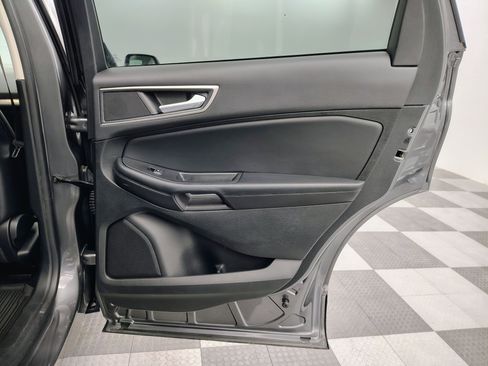 Used 2022 Ford Edge SEL w/ Convenience Package image 32