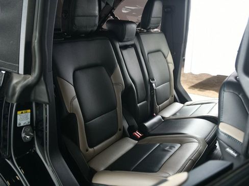 Used 2023 Ford Bronco Wildtrak AWD/4WD image 40