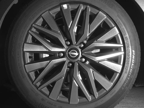 Used 2025 Nissan Altima 2.5 SV image 12